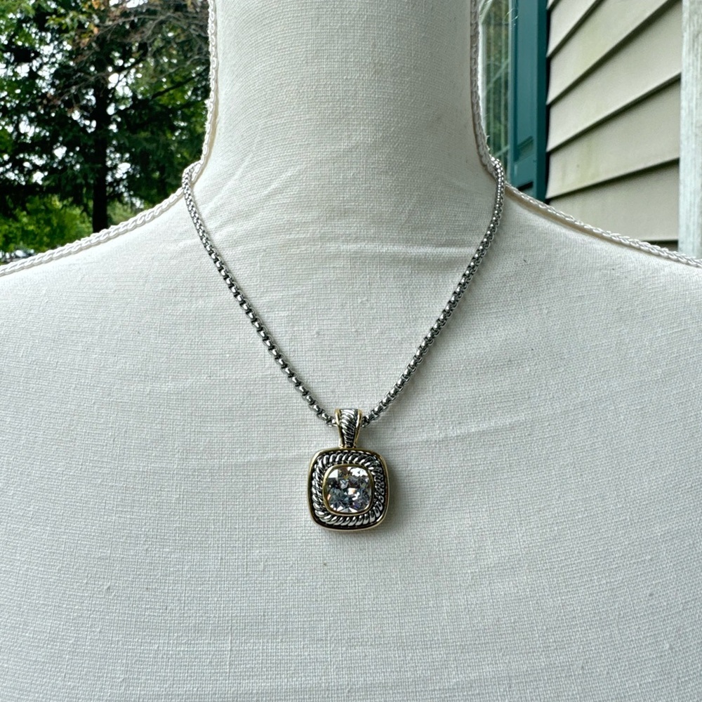 NECKLACE - Picture 3 of 14